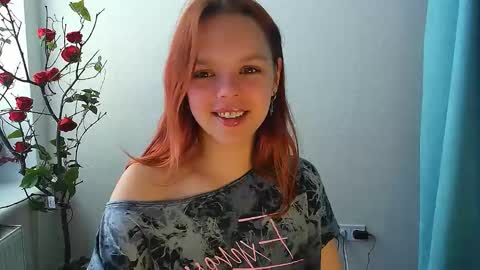 Snapshot of bunnybloom_ chatting on September 16, 2025, 5:30 am Ariel online show from September 16, 2025, 5:30 am