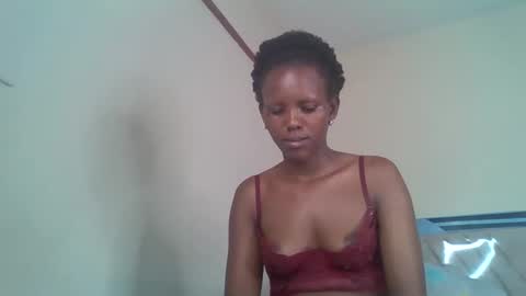 Snapshot of bunnydiva_ chatting on October 13, 2025, 5:40 am bunnydiva_ online show from October 13, 2025, 5:40 am