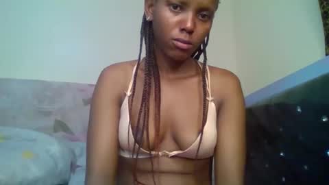 bunnydiva_ online show from November 26, 2025, 1:39 am