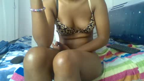 bunnydiva_ online show from June 22, 2026, 3:25 am