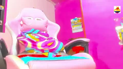 Snapshot of bunnygirl98 chatting on September 27, 2025, 10:37 pm BARBYCHOCOLAT online show from September 27, 2025, 10:37 pm