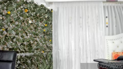 Angela Santini online show from February 3, 2025, 12:47 am