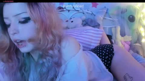 bunnyislewd online show from April 28, 2026, 4:06 am