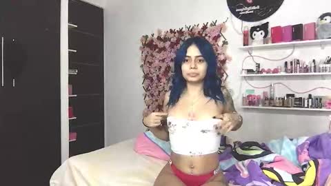 bunnylove_07 online show from February 5, 2026, 1:43 am
