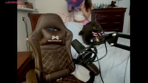 bunnynextdoor online show from June 24, 2026, 2:05 pm