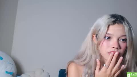 Snapshot of bunnypink2 chatting on March 2, 2026, 5:08 am Emma online show from March 2, 2026, 5:08 am