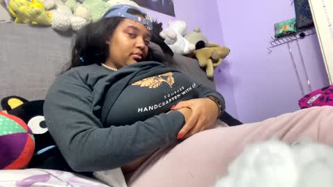 Snapshot of bunnyslittlecum chatting on January 1, 2025, 1:58 am Bunnygirl Onyx online show from January 1, 2025, 1:58 am