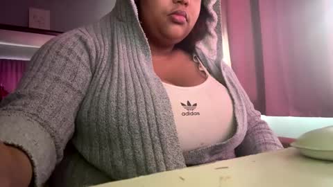 Snapshot of bunnyslittlecum chatting on November 12, 2025, 5:57 pm Bunnygirl Onyx online show from November 12, 2025, 5:57 pm