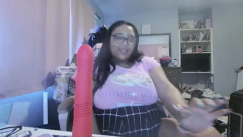 Snapshot of bunnyslittlecum chatting on April 11, 2026, 1:21 am Bunnygirl Onyx online show from April 11, 2026, 1:21 am