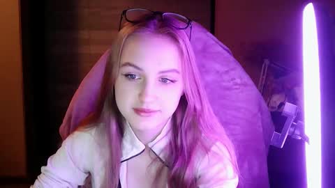 bunnysunshine__ online show from October 3, 2025, 1:19 pm