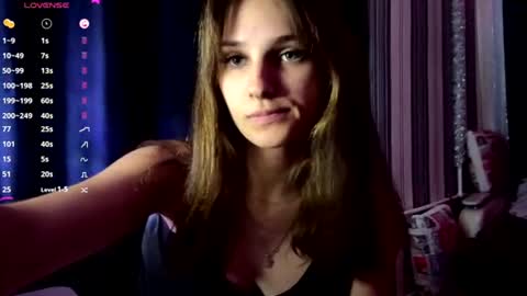 Snapshot of bunnytrussel chatting on July 28, 2026, 11:17 am Bella online show from July 28, 2026, 11:17 am