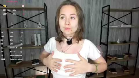 Lizy online show from June 28, 2026, 7:20 pm