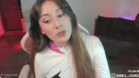Snapshot of burbuja_cosmic chatting on May 1, 2026, 12:48 am Im Val Welcome to my room My instagram Bubble cosmic online show from May 1, 2026, 12:48 am