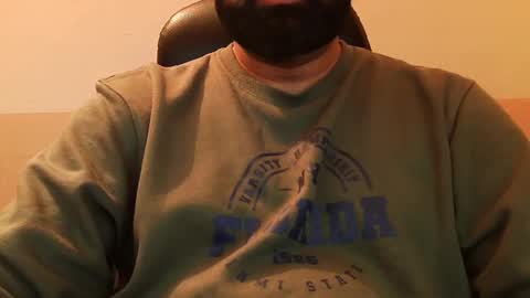 Hairy Arabian online show from December 22, 2024, 9:44 am