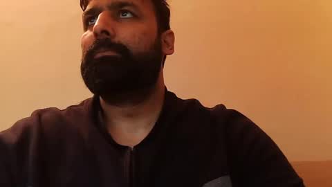 Hairy Arabian online show from January 9, 2025, 8:34 am