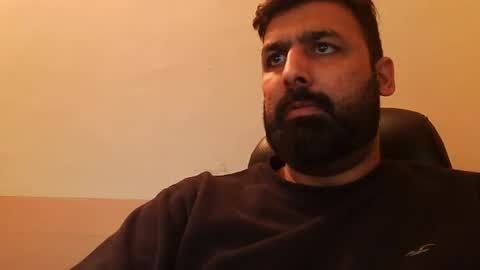 Hairy Arabian online show from January 15, 2025, 6:40 pm