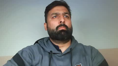 Hairy Arabian online show from February 15, 2025, 11:06 am