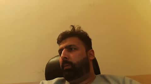 Hairy Arabian online show from February 25, 2025, 5:04 pm