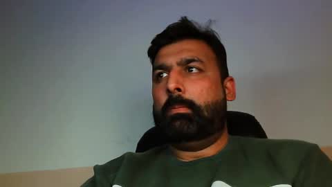 Hairy Arabian online show from March 8, 2025, 5:22 pm