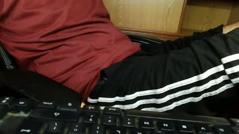 Hairy Arabian online show from September 8, 2025, 7:02 pm