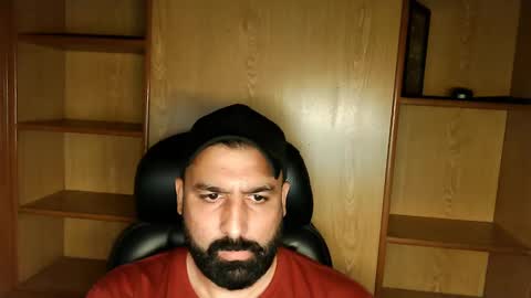 Hairy Arabian online show from September 14, 2025, 6:40 pm