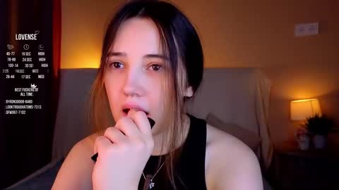 Snapshot of burnletitallburn chatting on September 29, 2025, 3:11 am Jessica online show from September 29, 2025, 3:11 am