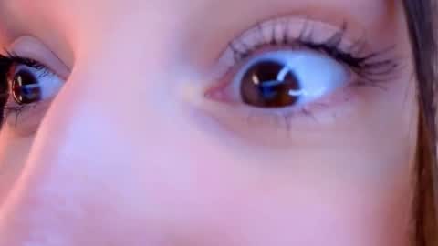 Snapshot of burnletitallburn chatting on October 3, 2025, 3:25 am Jessica online show from October 3, 2025, 3:25 am