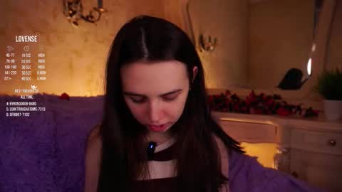 Snapshot of burnletitallburn chatting on October 29, 2025, 3:20 am Jessica online show from October 29, 2025, 3:20 am