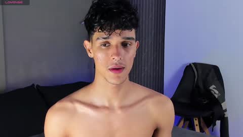 Buster independent model online show from December 2, 2024, 5:59 am