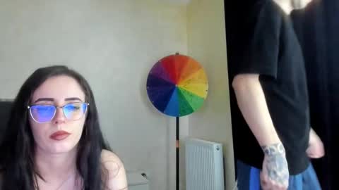 Snapshot of bustvee chatting on December 22, 2025, 9:23 pm Max Andrea online show from December 22, 2025, 9:23 pm