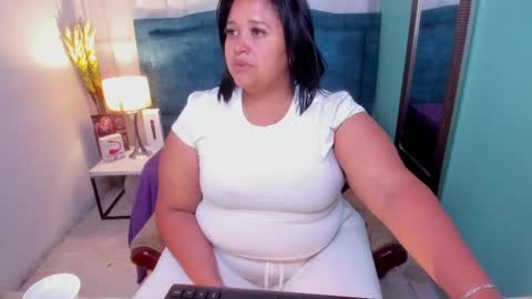 busty juicy online show from March 8, 2025, 12:30 pm