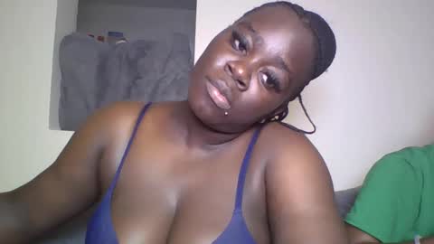 Snapshot of busty_mellons chatting on October 9, 2025, 10:46 am busty_mellons online show from October 9, 2025, 10:46 am