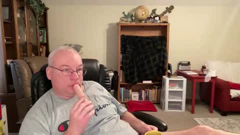 Snapshot of bustyballs100 chatting on February 4, 2026, 2:12 pm bustyballs100 online show from February 4, 2026, 2:12 pm