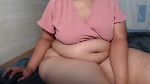 bustybbwx online show from January 8, 2025, 8:18 pm