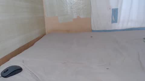 bustybbwx online show from March 5, 2025, 4:24 pm
