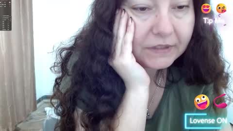 Emma online show from December 4, 2025, 6:44 am