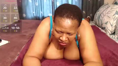 Snapshot of bustylisa85 chatting on October 25, 2025, 3:51 pm lisa online show from October 25, 2025, 3:51 pm