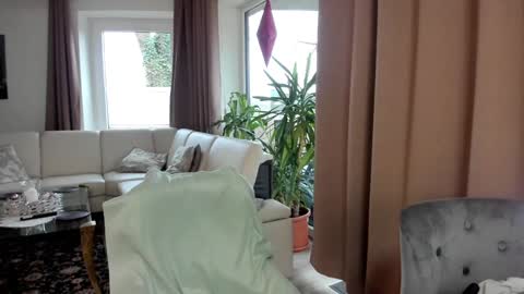 Snapshot of bustynataschax chatting on December 21, 2024, 12:16 pm Natascha online show from December 21, 2024, 12:16 pm