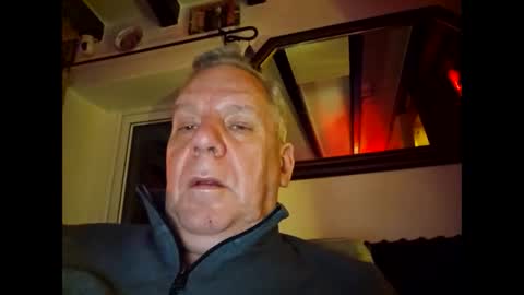 Owen online show from February 8, 2026, 8:23 pm