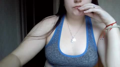 butterfly18988 online show from October 25, 2025, 6:32 am