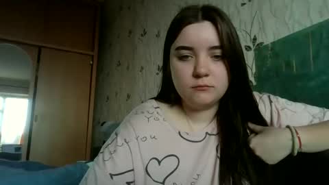 butterfly18988 online show from January 13, 2026, 7:13 am