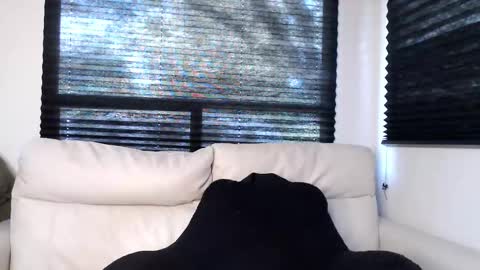 butterfly booty online show from September 20, 2025, 6:42 pm