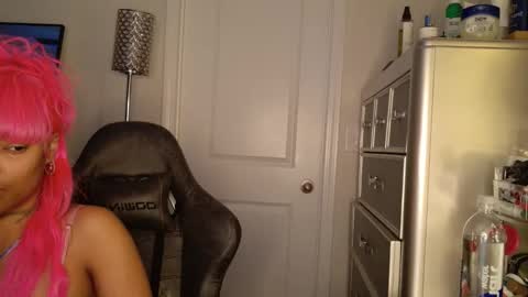 butterfly booty online show from February 6, 2026, 1:54 am