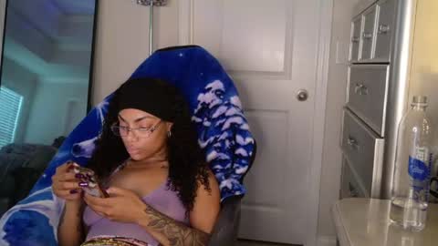 Snapshot of butterflybootyy chatting on May 19, 2026, 12:16 am butterfly booty online show from May 19, 2026, 12:16 am