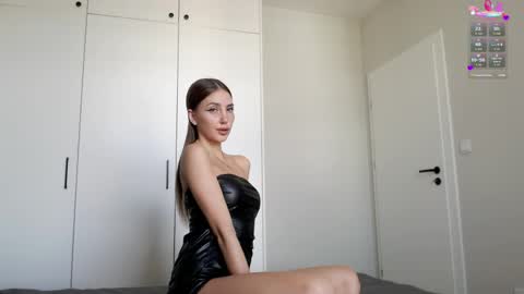 Snapshot of butterflys_ chatting on June 3, 2026, 1:25 pm Lauren online show from June 3, 2026, 1:25 pm