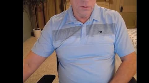 Snapshot of buttnakedfun954737 chatting on January 28, 2025, 11:06 am Miles online show from January 28, 2025, 11:06 am