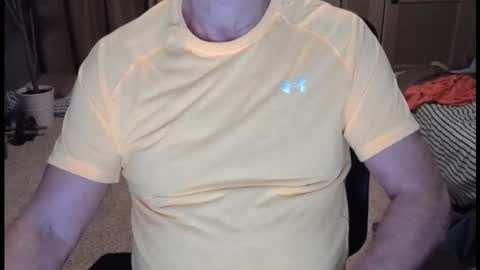 Snapshot of buttnakedfun954737 chatting on December 19, 2025, 11:50 am Miles online show from December 19, 2025, 11:50 am