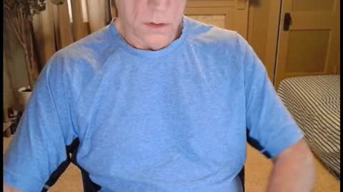 Snapshot of buttnakedfun954737 chatting on January 12, 2026, 2:00 pm Miles online show from January 12, 2026, 2:00 pm