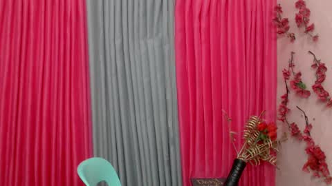 buttycamille online show from March 4, 2025, 5:11 am