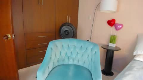 Rosse online show from February 10, 2026, 8:24 pm